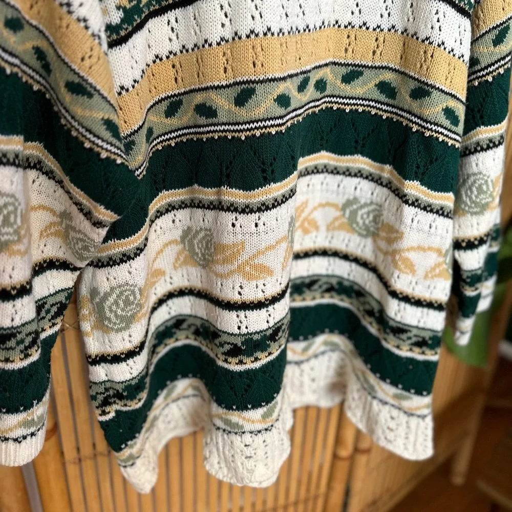Vintage Handmade Oversized Green & White Floral Stripe Grandpa Pullover Sweater - Picture 6 of 6